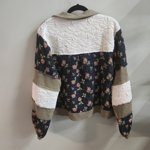 POL Floral Patchwork Utility Jacket - Navy and Tan POL Floral Corduroy Boho - Picture 6 of 6